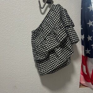 Black and White Gingham rufffled skirt